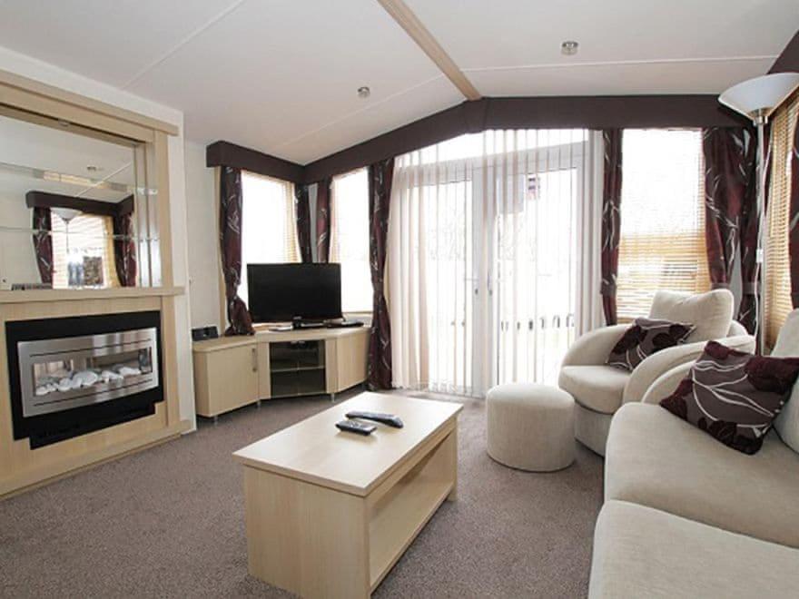 Hoburne Cotswold South Cerney Exterior foto